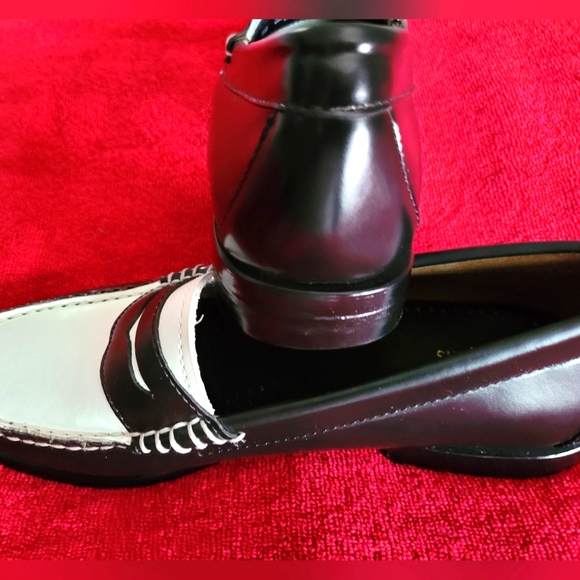 "Reduced" - G.H. Bass Weejuns loafers - WOMENS WHITNEY blk/white - Picture 4 of 9